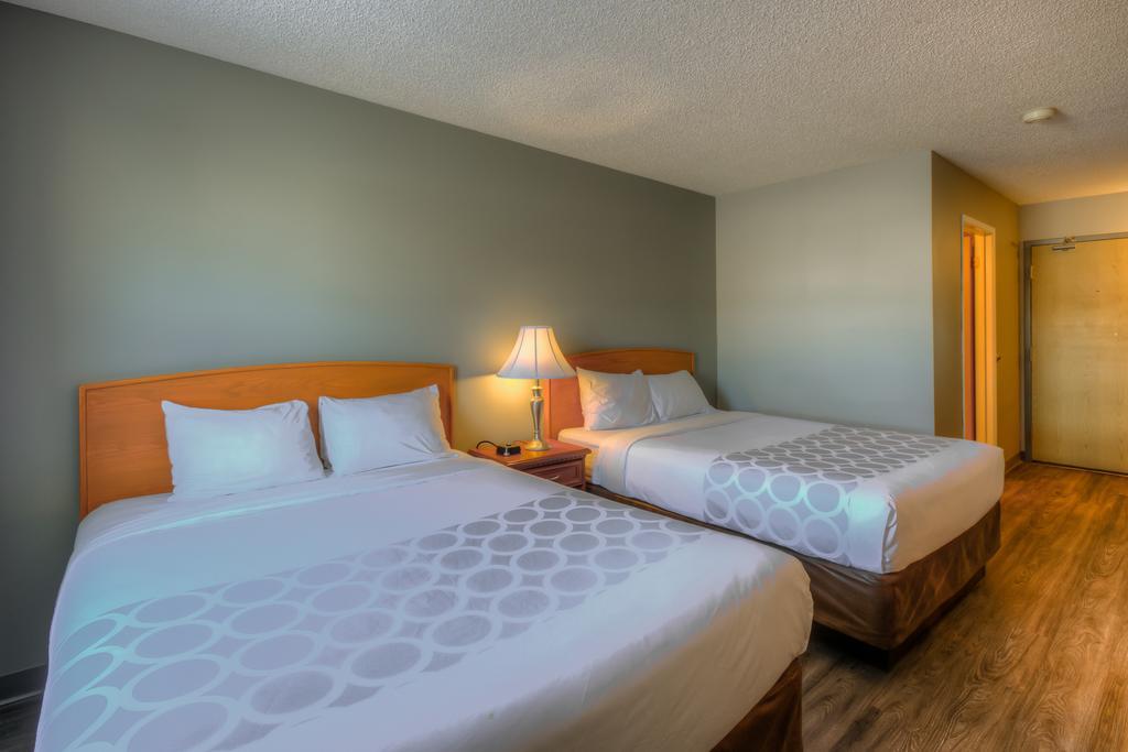 Econo Lodge Regina Kültér fotó