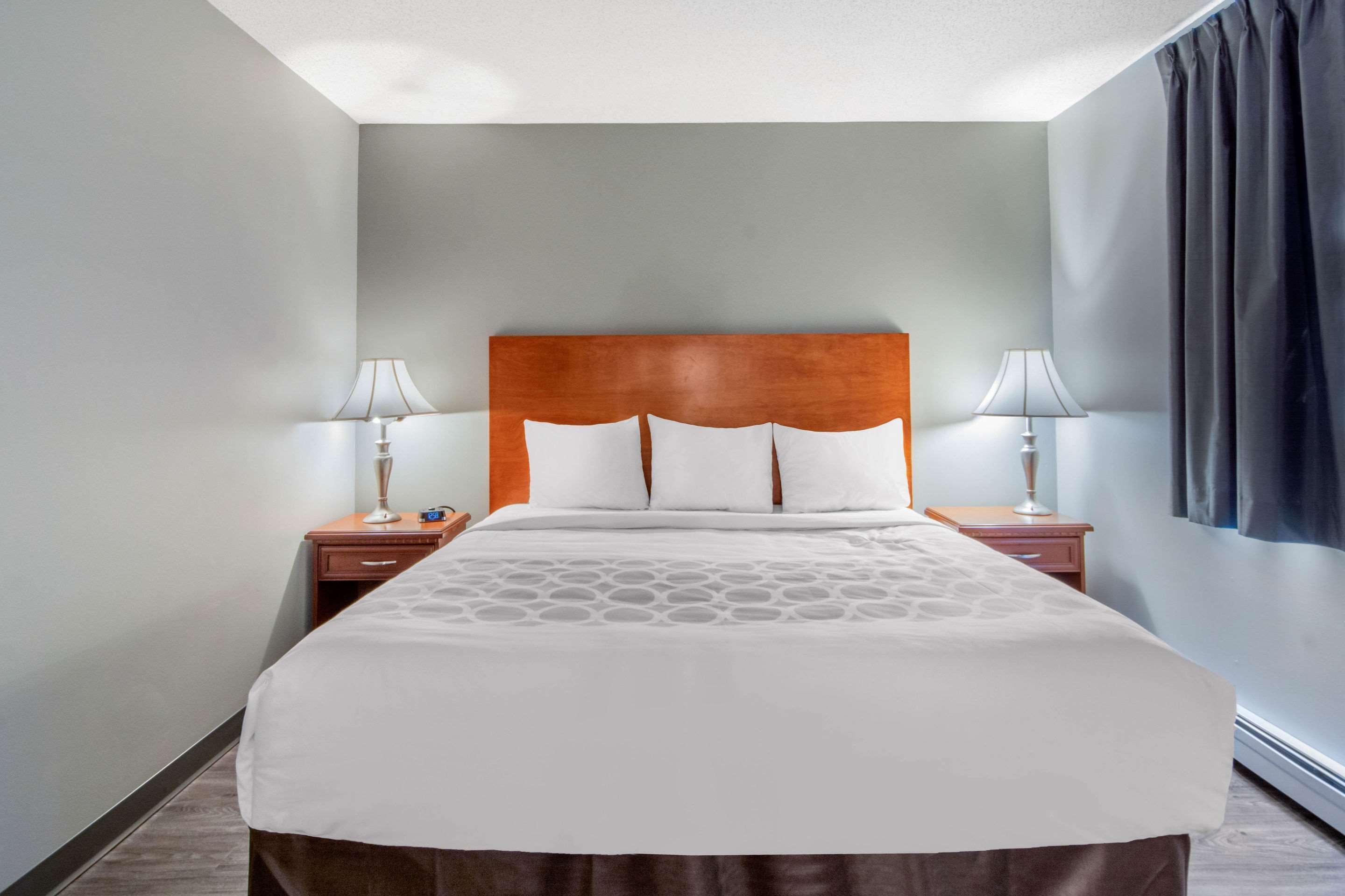 Econo Lodge Regina Kültér fotó