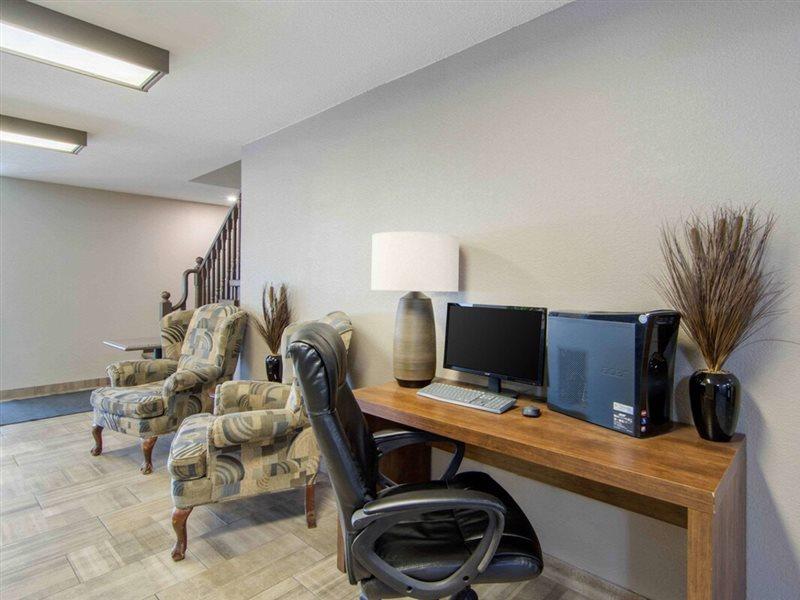 Econo Lodge Regina Kültér fotó