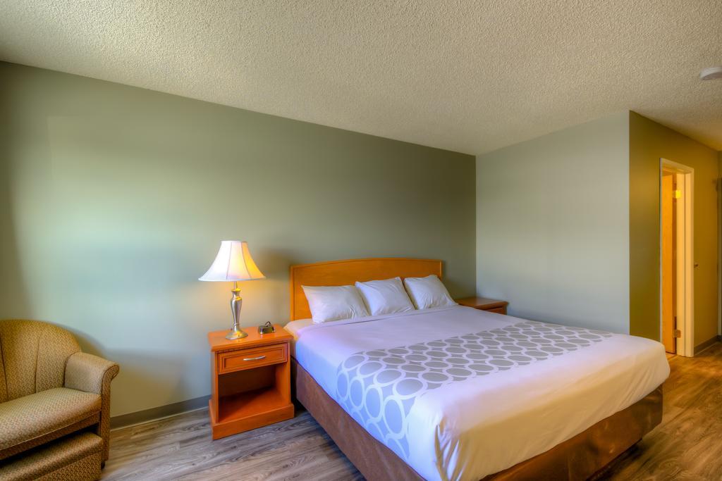 Econo Lodge Regina Kültér fotó
