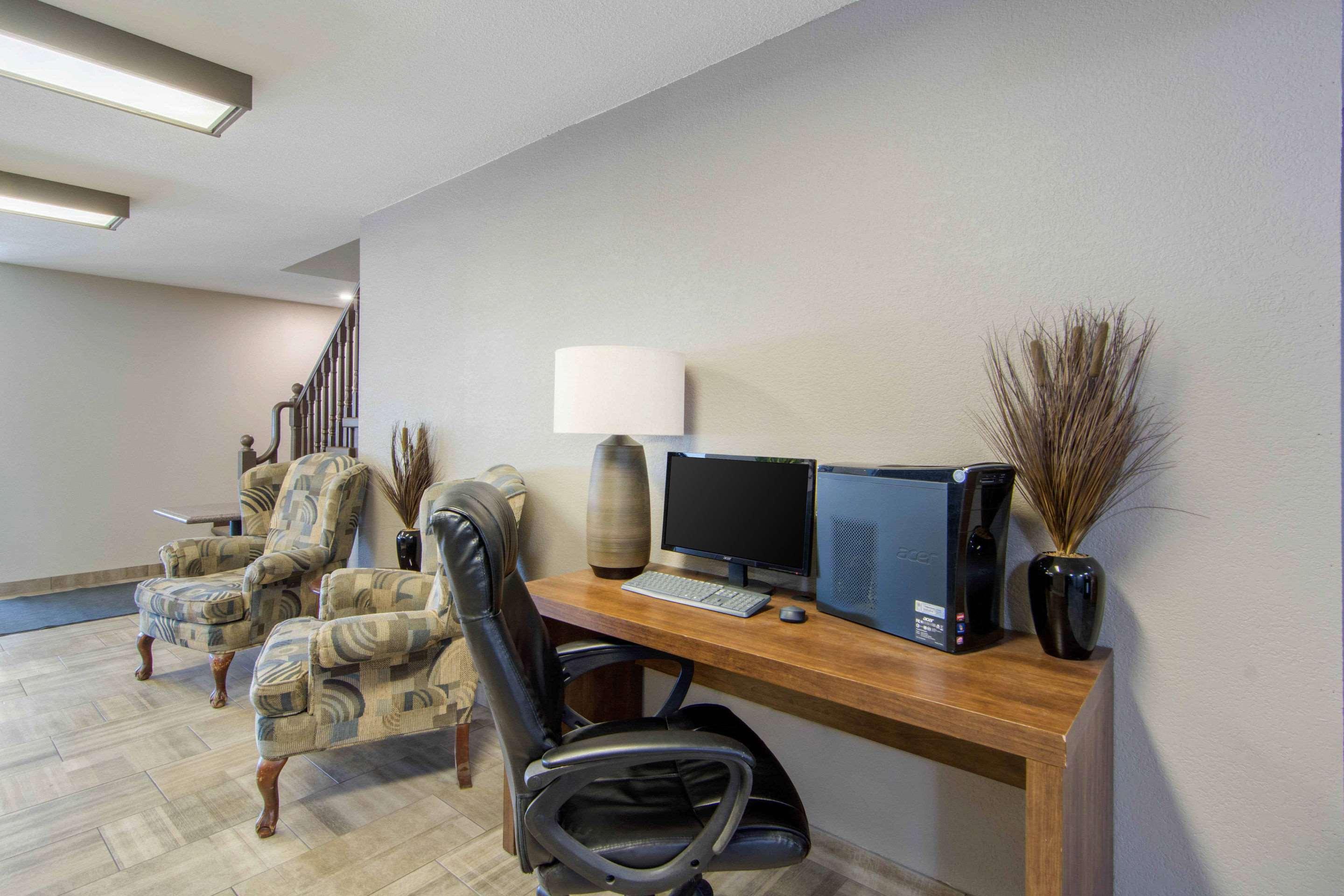 Econo Lodge Regina Kültér fotó